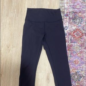Lululemon Wunder Train High Rise 25” Black size 6